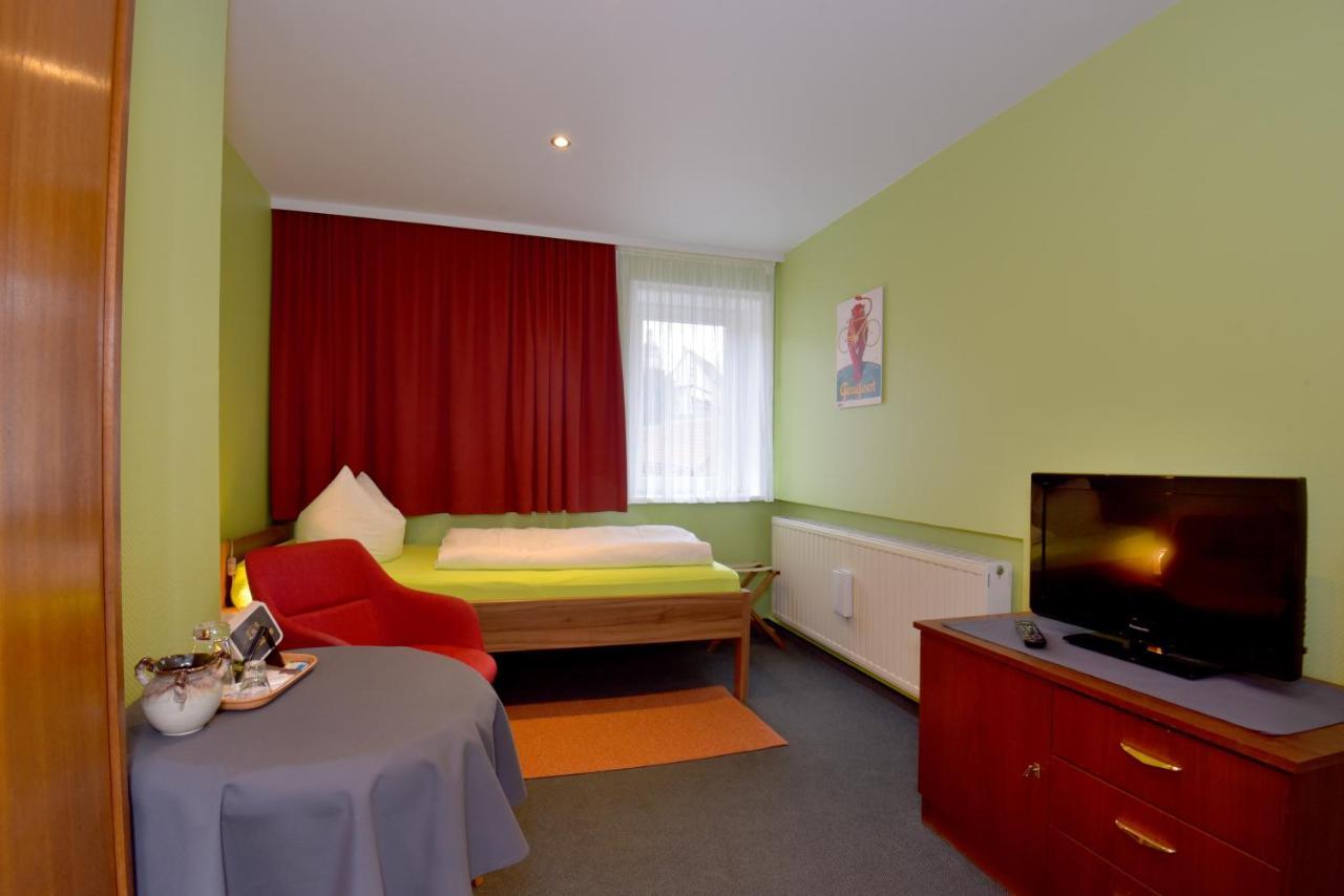 Hotel Goldene Sonne Arnstadt Exterior foto